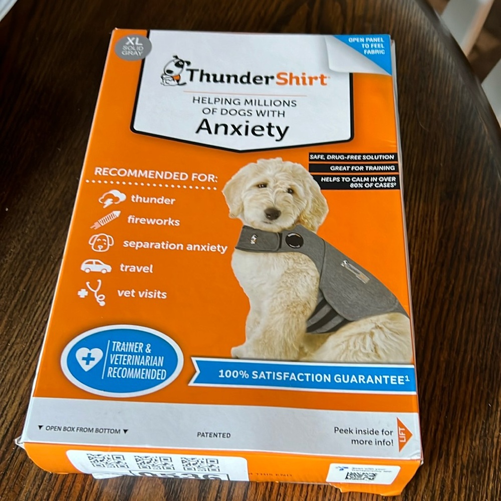 Thundershirt anxiety shirt for dogs XL